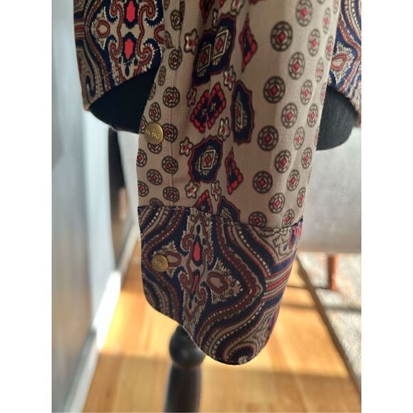 BCBGMAXAZRIA Dalgarven Printed Button Dress Shirt Top - Picture 4 of 5